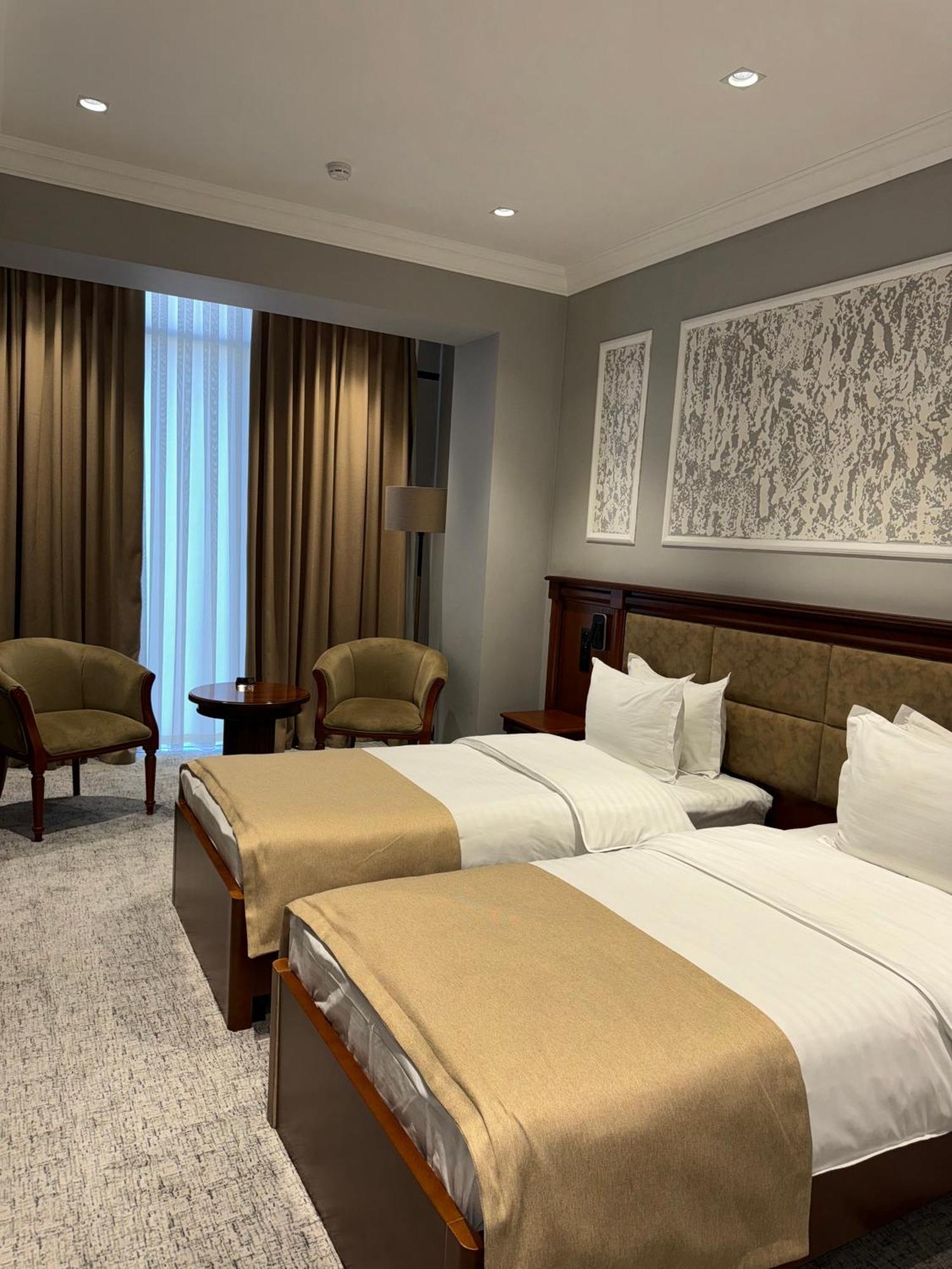塔什干 Mir Luxe Plaza酒店 外观 照片